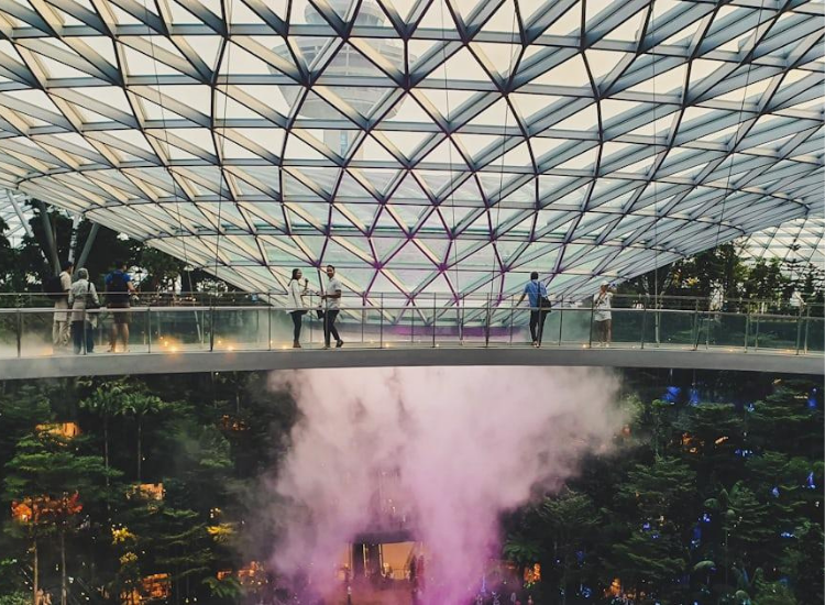 Cloud Forest Singapore Thác nước trong nhà tại Cloud Forest Gardens by the Bay Singapore